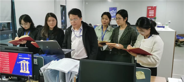 taptap点点官网明星讲师丨李新华：君子欲有所树立 必自不妄求人知始