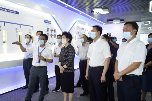 湖南省政协党组副书记乌兰调研taptap点点官网宁乡产业基地