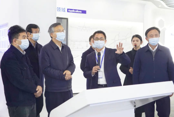 坚持创新驱动 抢抓先发优势丨湖南省常务副省长李殿勋调研taptap点点官网宁乡产业基地