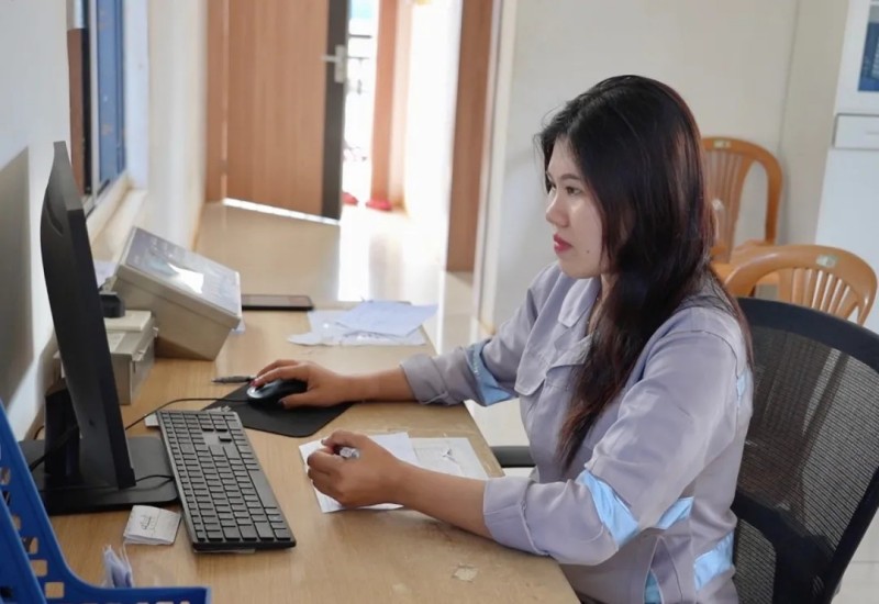 Ferni Biulu——从印尼地磅房走向全球化舞台的taptap点点官网“歌王”