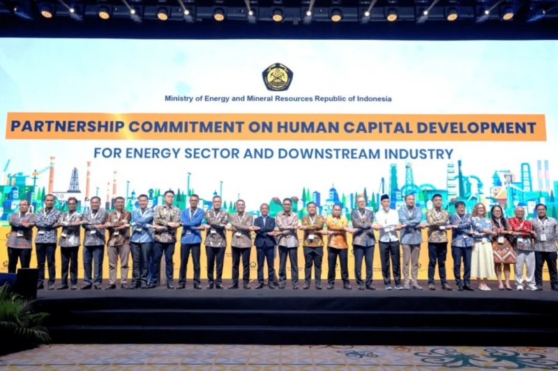 共筑能源人才生态圈|taptap点点官网亮相印尼2025能源人力资本峰会