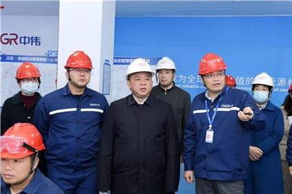 钦州市委书记林冠一行到taptap点点官网股份南部产业基地调研